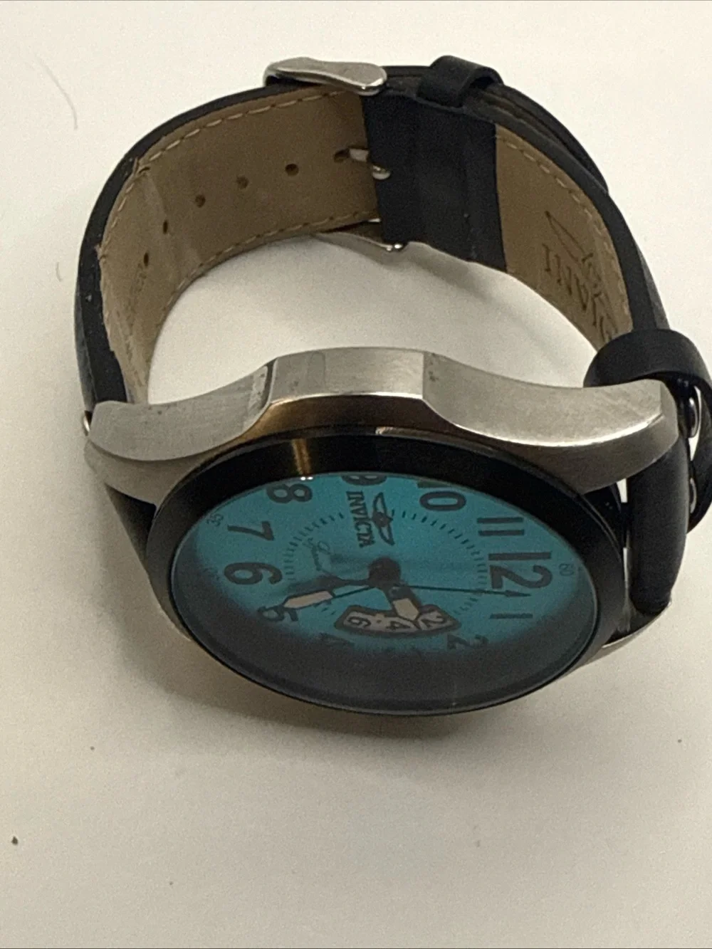 Invicta Specialty 18662 is a men's quartz timepiece New Battery Light Blue